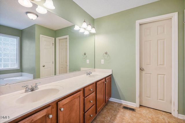 299 Park Lane, Coats, NC 27521
