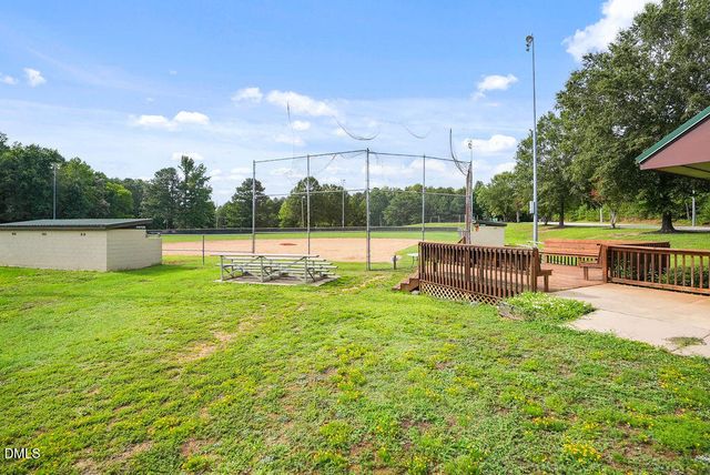 299 Park Lane, Coats, NC 27521