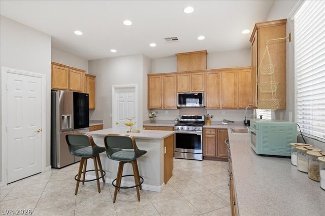 6552 Arrowbear Lane, North Las Vegas, NV 89084