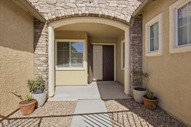 6552 Arrowbear Lane, North Las Vegas, NV 89084