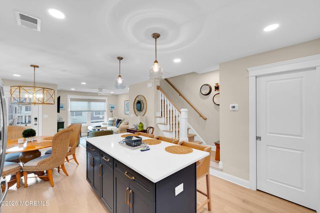 27 Shell Road 143, Mantoloking, NJ 08738