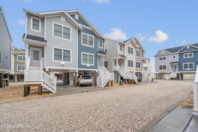 27 Shell Road 143, Mantoloking, NJ 08738