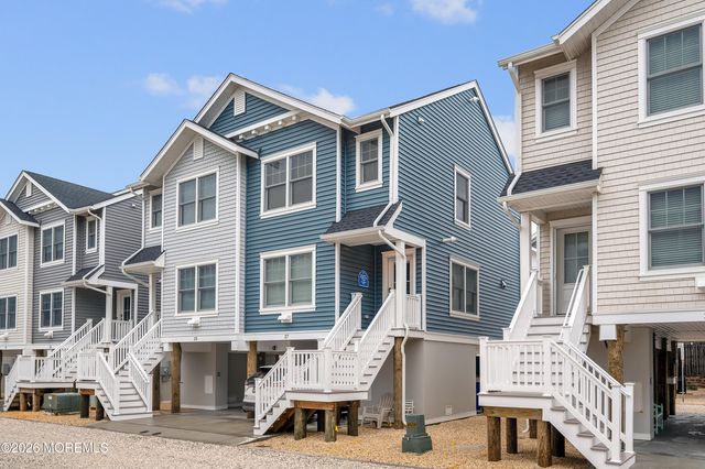 27 Shell Road 143, Mantoloking, NJ 08738