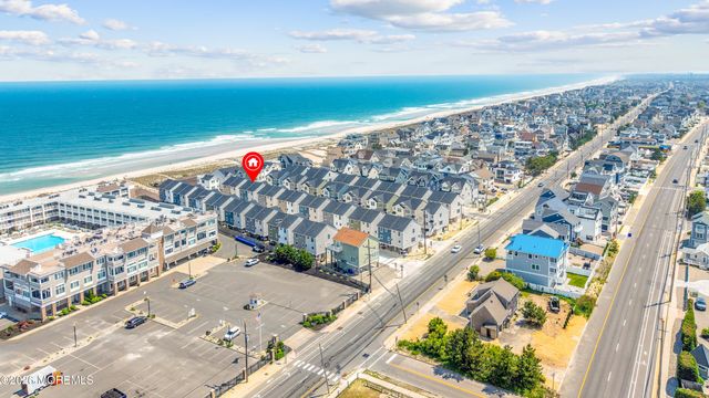 27 Shell Road 143, Mantoloking, NJ 08738
