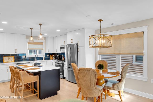 27 Shell Road 143, Mantoloking, NJ 08738