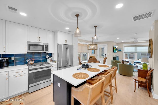 27 Shell Road 143, Mantoloking, NJ 08738