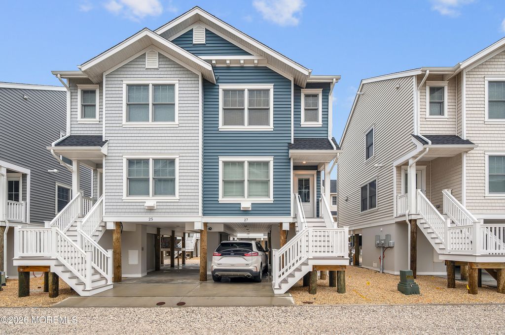 27 Shell Road 143, Mantoloking, NJ 08738