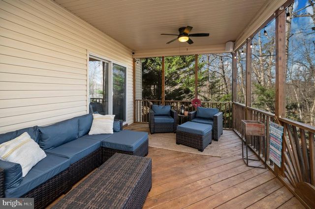 101 OAK CT, Locust Grove, VA 22508