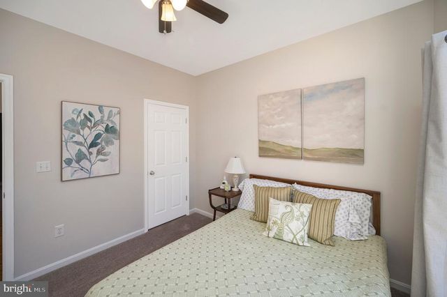 101 OAK CT, Locust Grove, VA 22508