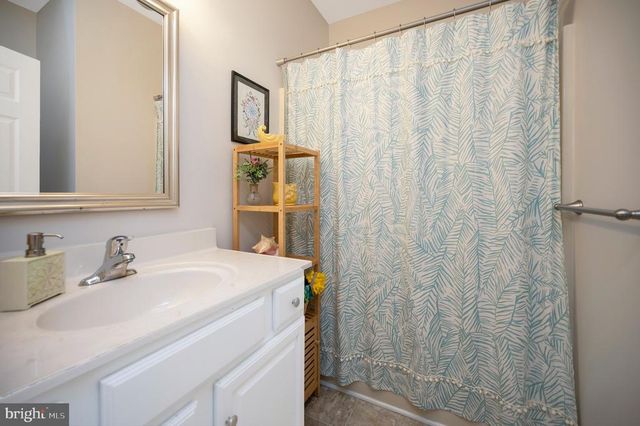 101 OAK CT, Locust Grove, VA 22508