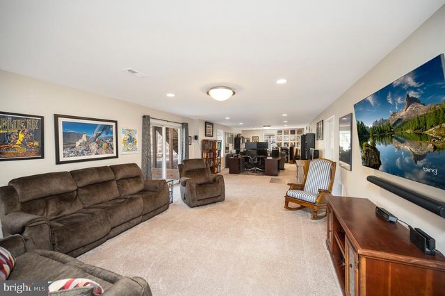 101 OAK CT, Locust Grove, VA 22508