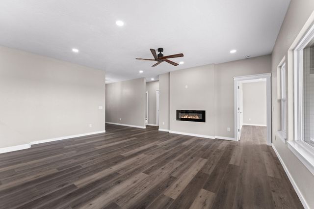 157 S Shining Mountain Drive, Cape Fair, MO 65624