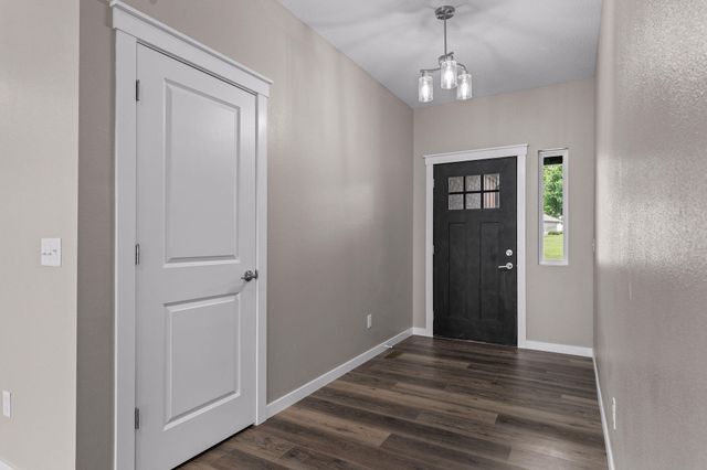 157 S Shining Mountain Drive, Cape Fair, MO 65624