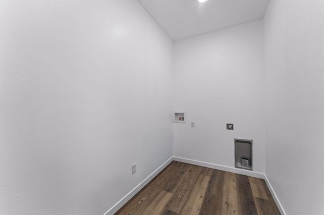 157 S Shining Mountain Drive, Cape Fair, MO 65624