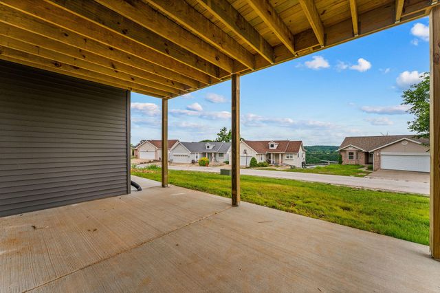 157 S Shining Mountain Drive, Cape Fair, MO 65624