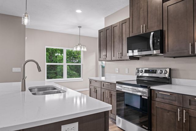 157 S Shining Mountain Drive, Cape Fair, MO 65624