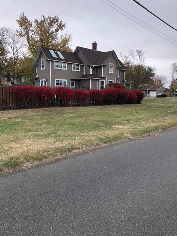 1503 Elm Street, Grinnell, IA 50112