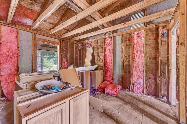 26417 Bedias Drive, Bedias, TX 77831