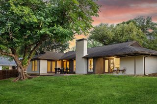 3206 Cortez Court W, Irving, TX 75062