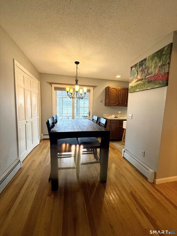 28 Colgate Drive, Manchester, CT 06042