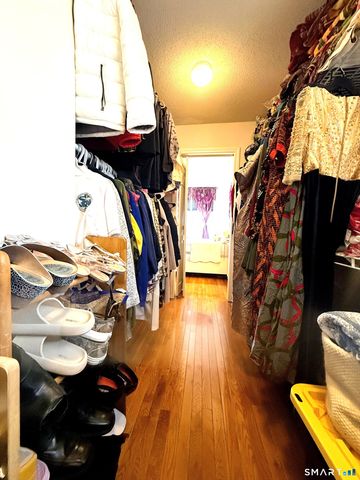 28 Colgate Drive, Manchester, CT 06042