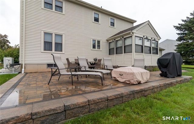 28 Colgate Drive, Manchester, CT 06042