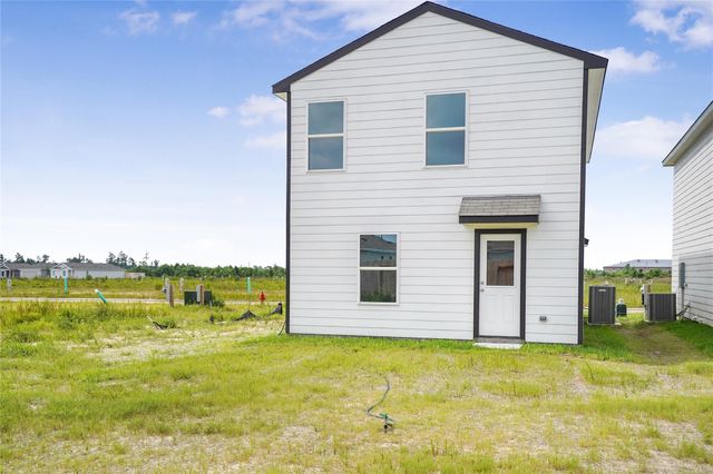 218 Road 590108, Cleveland, TX 77327
