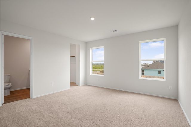218 Road 590108, Cleveland, TX 77327