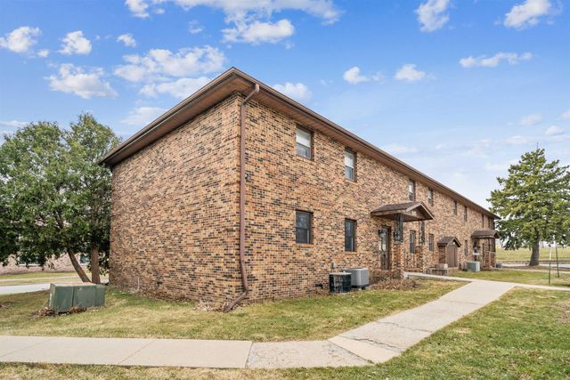 1115 Flammang Dr Apt 4, Waterloo, IA 50702