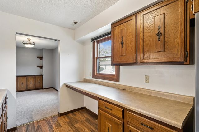 1115 Flammang Dr Apt 4, Waterloo, IA 50702