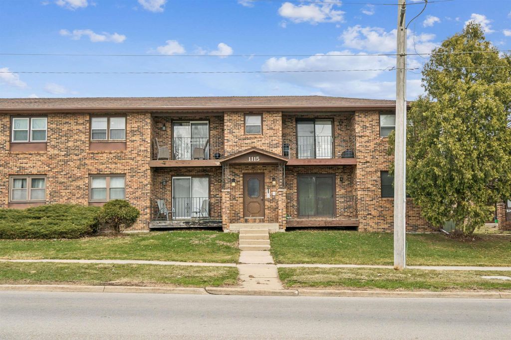 1115 Flammang Dr Apt 4, Waterloo, IA 50702