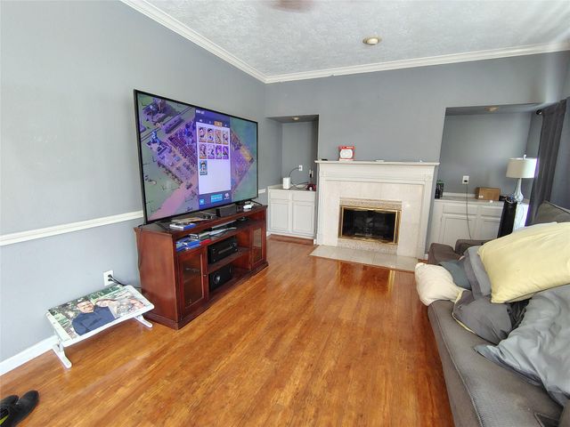 16326 Concord Falls Lane, Sugar Land, TX 77498