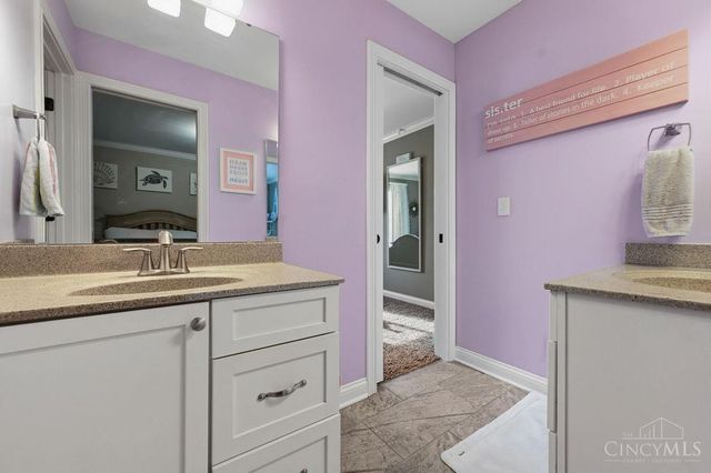 10741 Hampton Glen Lane, Hamilton Twp, OH 45140