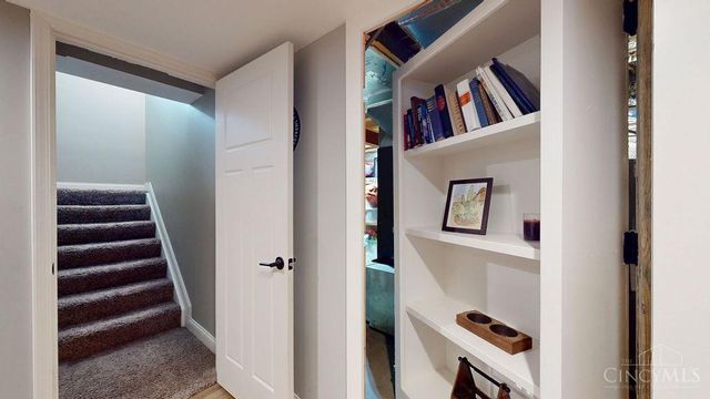 10741 Hampton Glen Lane, Hamilton Twp, OH 45140