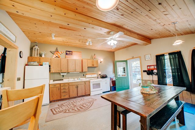 1500 E 2400 N. Road N 66, Ashkum, IL 60911