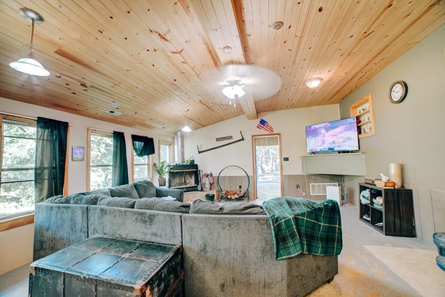 1500 E 2400 N. Road N 66, Ashkum, IL 60911