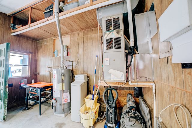 1500 E 2400 N. Road N 66, Ashkum, IL 60911