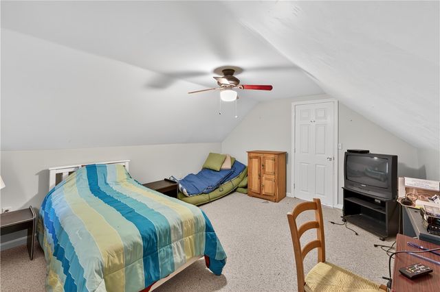 77 Chestnut Hill Road, Glocester, RI 02814