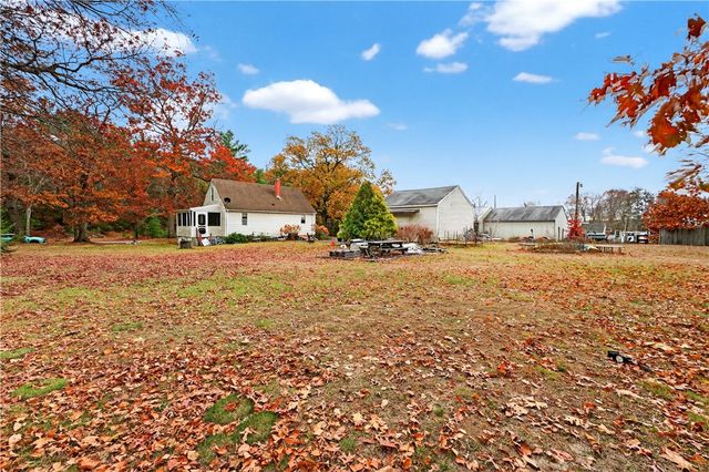 77 Chestnut Hill Road, Glocester, RI 02814