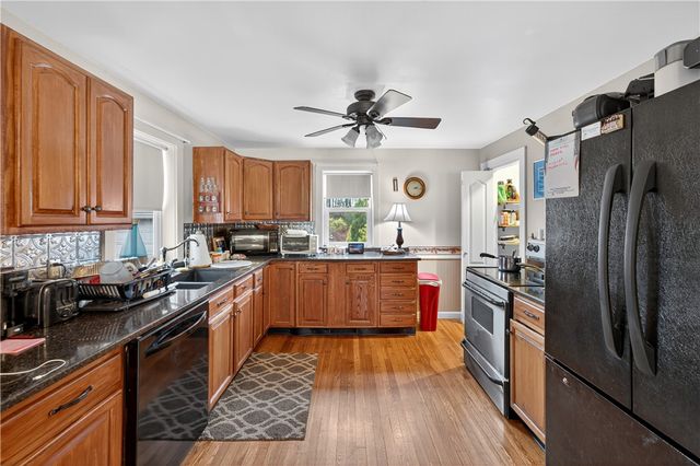 77 Chestnut Hill Road, Glocester, RI 02814