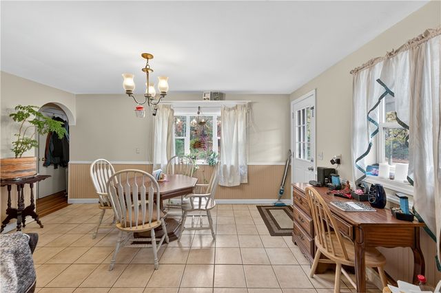 77 Chestnut Hill Road, Glocester, RI 02814