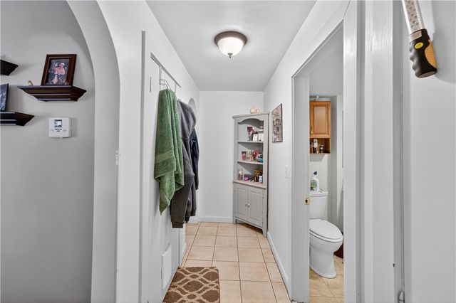 77 Chestnut Hill Road, Glocester, RI 02814