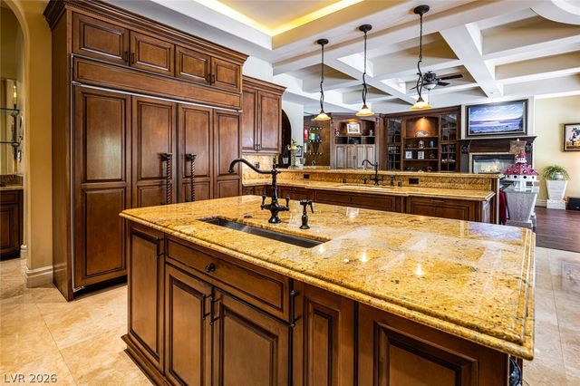 5079 Mountain Top Circle, Las Vegas, NV 89148