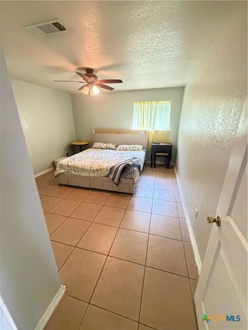 806 N 5th Street, Copperas Cove, TX 76522