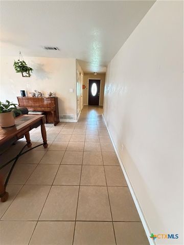 806 N 5th Street, Copperas Cove, TX 76522