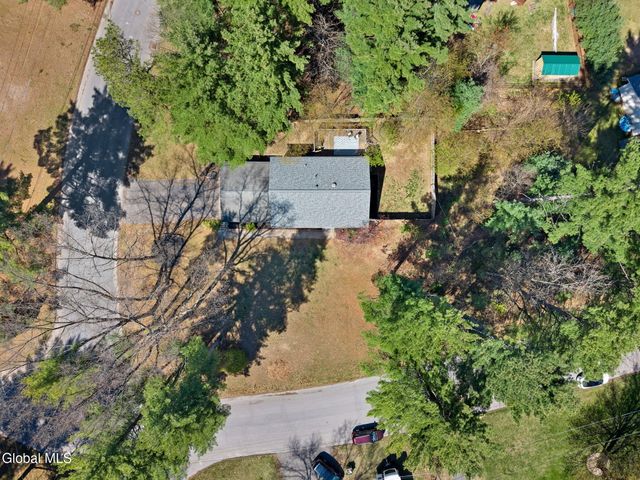 36 Evergreen Avenue, Clifton Park, NY 12065
