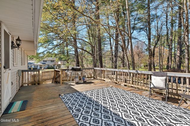 36 Evergreen Avenue, Clifton Park, NY 12065