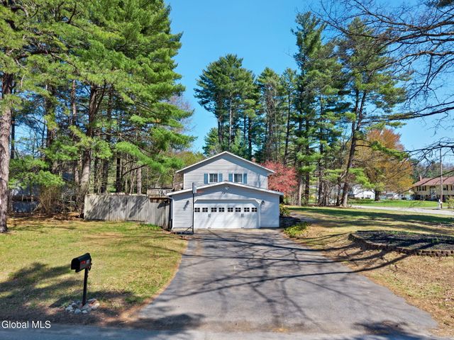 36 Evergreen Avenue, Clifton Park, NY 12065