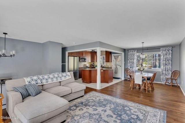 36 Evergreen Avenue, Clifton Park, NY 12065