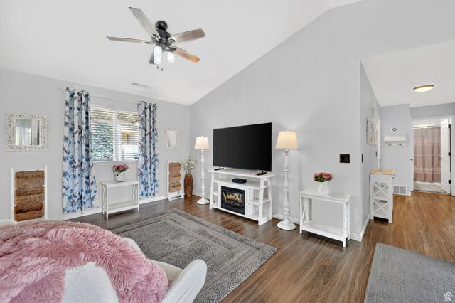 2190 W 1450 N, Layton, UT 84041